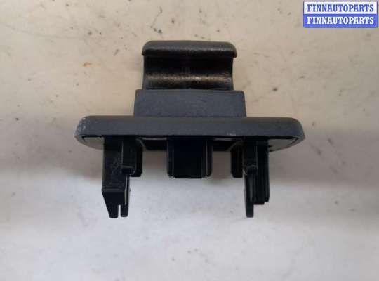 купить Кронштейн козырька солнцезащитного на Mercedes C W204 2006-2015