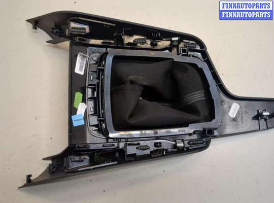 купить Консоль салона (кулисная часть) на Peugeot 308 2013-2021