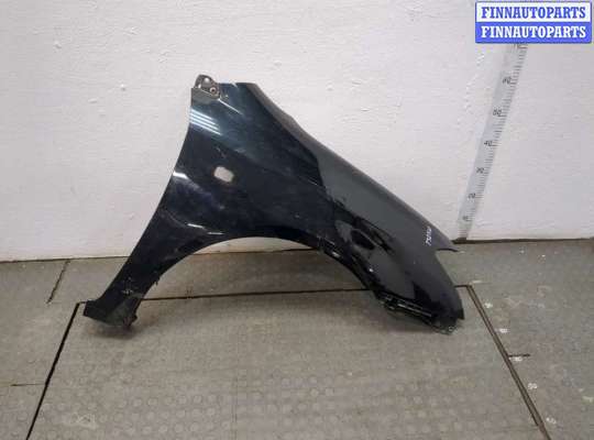 Крыло TT952252 на Toyota Corolla E12 2001-2006