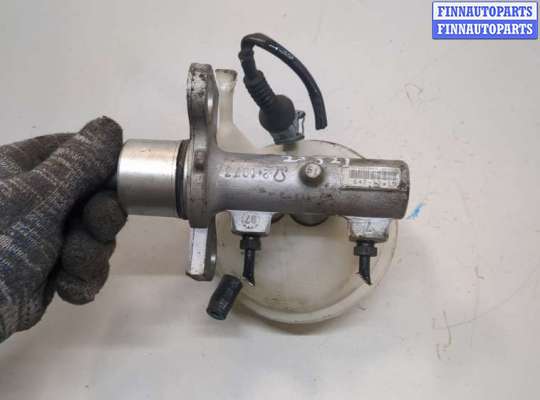 Главный тормозной цилиндр (ГТЦ) на Volkswagen Passat B5 (3B)