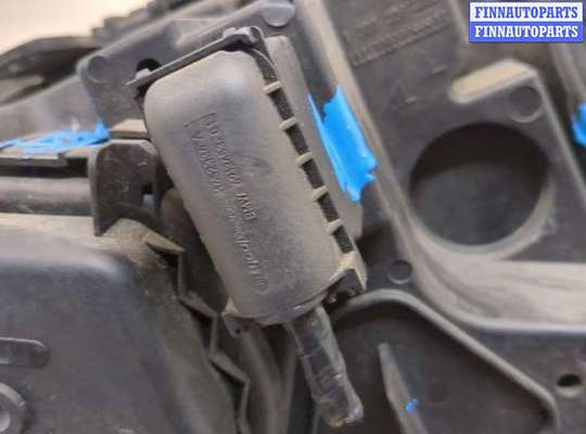 Фара передняя на BMW X3 (E83)