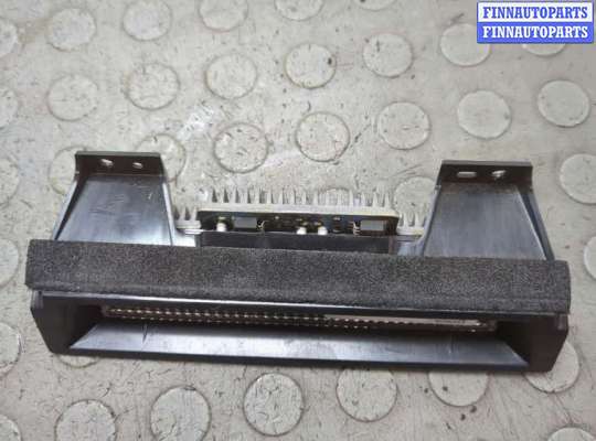 купить Фонарь дополнительный (стоп-сигнал) на Hummer H3