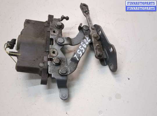 Петля капота MB1706677 на Mercedes E W212 2009-2016