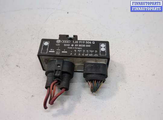 купить Блок управления вентиляторами на Volkswagen Golf 4 1997-2006