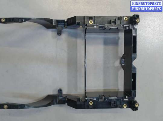 купить Кронштейн магнитолы на Mercedes E W211 2002-2009