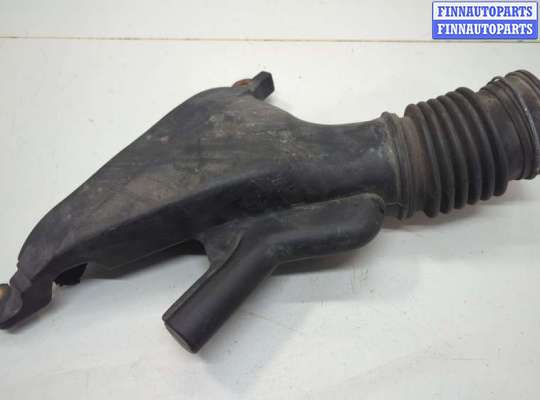 купить Воздухозаборник на Toyota Highlander 2 2007-2013