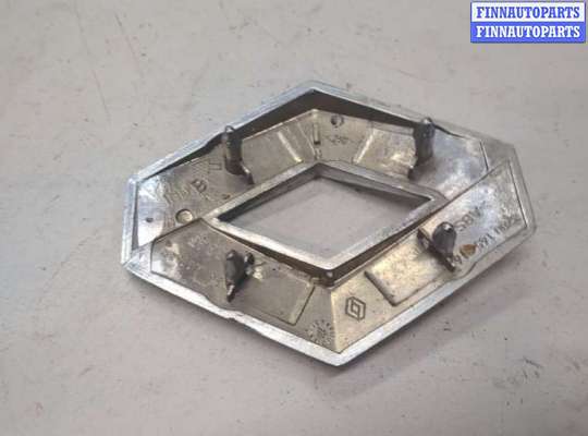 купить Эмблема на Renault Scenic 2003-2009
