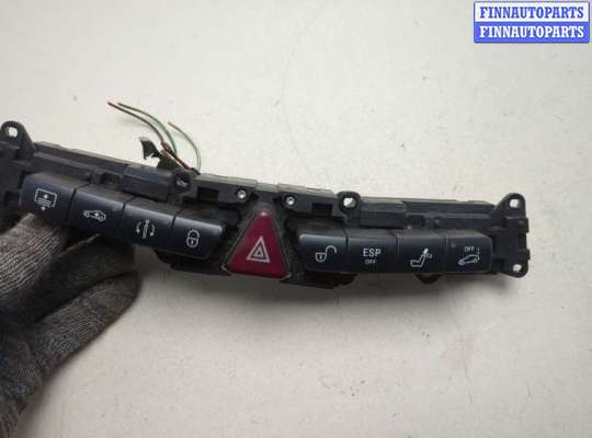 купить Кнопка аварийки на Mercedes S W220 1998-2006