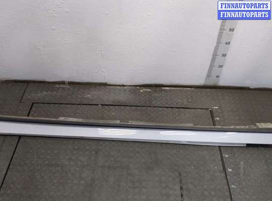 купить Накладка на порог на Mazda 3 (BP) 2019-2025