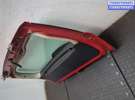 купить Обшивка крышки (двери) багажника на Nissan Note E11 2005-2013