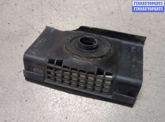 купить Жабо под дворники (дождевик) на Volkswagen Passat 4 1994-1996