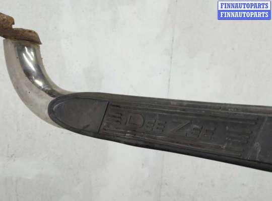 Подножка порога на Toyota Tundra II
