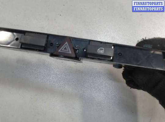 купить Кнопка аварийки на Opel Zafira B 2005-2014