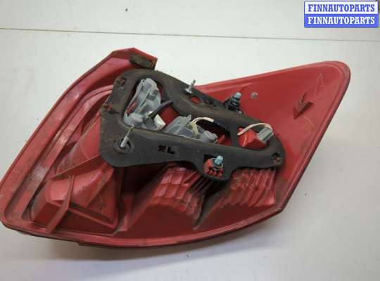 купить Фонарь (задний) на Toyota Auris E15 2006-2012