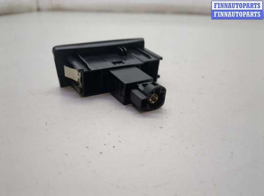 купить Разъем AUX/USB на Volkswagen Passat 8 2015-2025