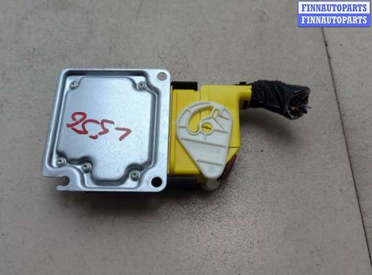 ЭБУ AIRBAG (электронный блок управления подушками безопасности) на Audi A6 (C7)