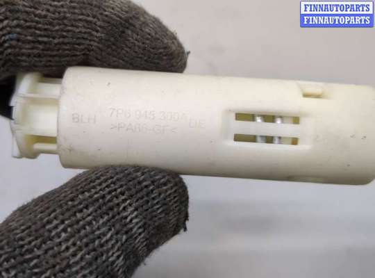 купить Кронштейн (лапа крепления) на Volkswagen Touareg 2014-2018