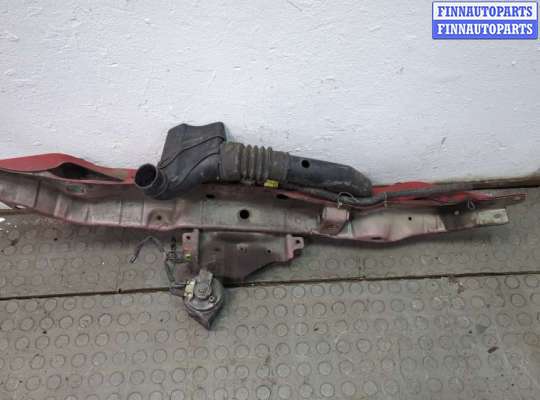 купить Рамка капота на Nissan Note E11 2005-2013