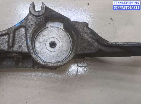 купить Кронштейн крепления генератора на Renault Megane 2 2002-2009