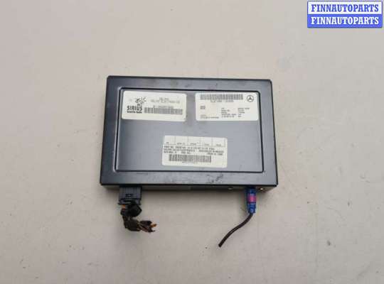 Блок управления радиоприемником MB1657273 на Mercedes CLS C219 2004-2010