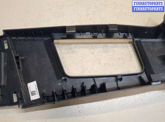 купить Обшивка центральной стойки на Toyota C-HR 2016-2023