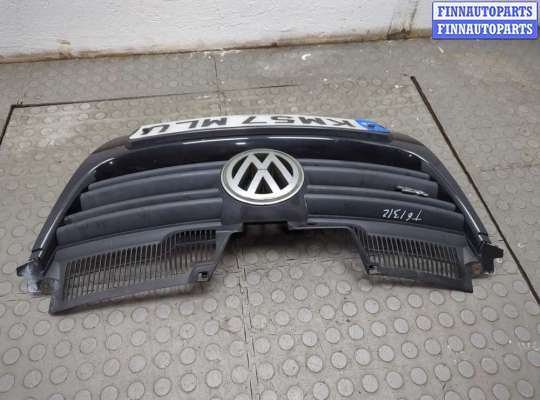 купить Решетка радиатора на Volkswagen Golf 5 2003-2009