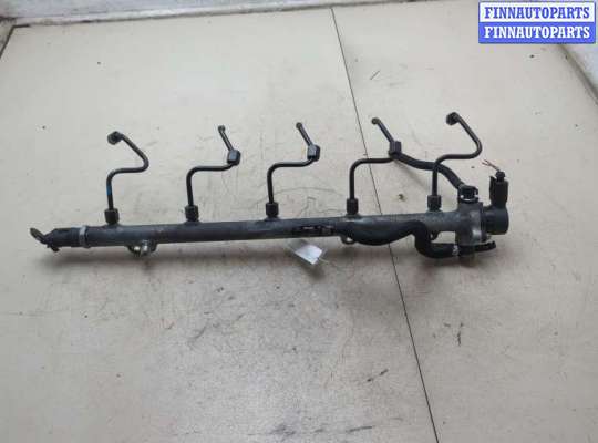 купить Рампа (рейка) топливная на Mercedes C W203 2000-2008