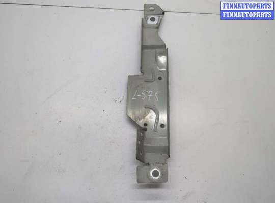 купить Кронштейн крыла на Volvo S90 2016-2020