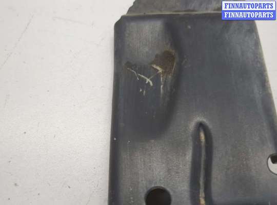 купить Кронштейн крыла на Volvo S90 2016-2020