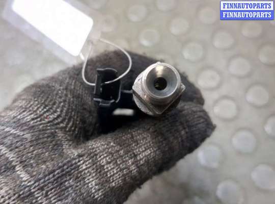 купить Форсунка топливная на BMW 6 F12, F13, F06 2011-2018