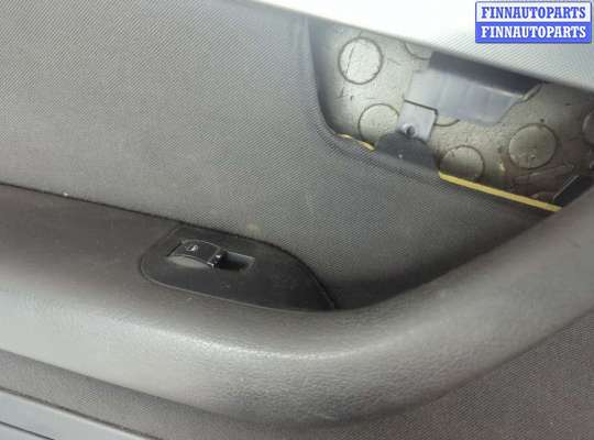 купить Дверная карта (Обшивка двери) на Audi A4 (B7) 2004-2009