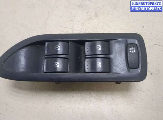 купить Кнопка стеклоподъемника (блок кнопок) на Renault Laguna 2 2001-2007