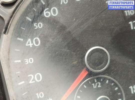 Щиток приборов на Volkswagen Passat CC (357)