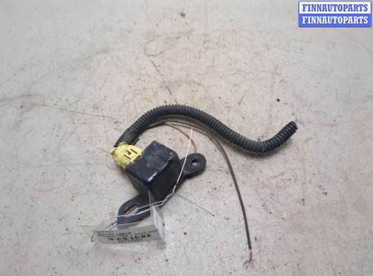 купить Датчик удара на Pontiac Vibe 1 2002-2008