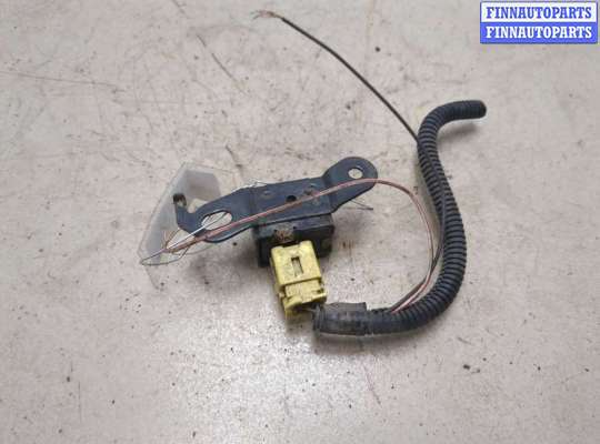 купить Датчик удара на Pontiac Vibe 1 2002-2008