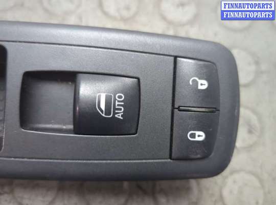 Блок управления стеклоподъёмниками на Jeep Grand Cherokee IV (WK2)