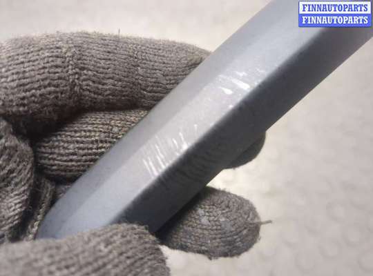 купить Щеткодержатель на Volkswagen Touareg 2010-2014