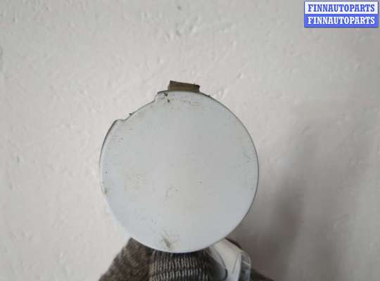 Заглушка буксировочного крюка на Renault Clio III