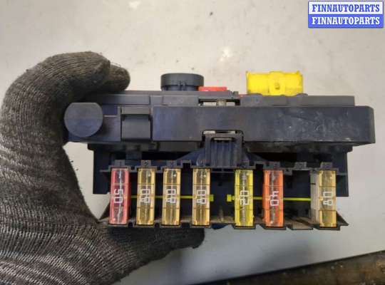 Блок предохранителей на Citroen C5 II (X7)