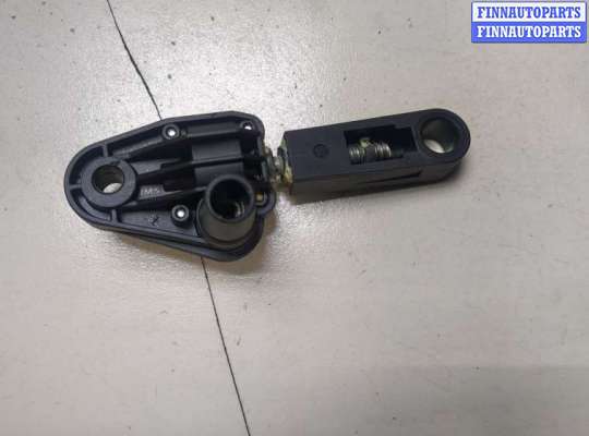 купить Кронштейн (лапа крепления) на Audi A8 (D3) 2002-2010