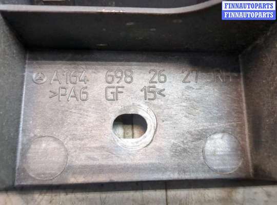 купить Кронштейн порога на Mercedes GL X164 2006-2012