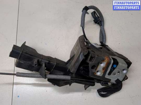 Замок боковой двери на Ford Focus III