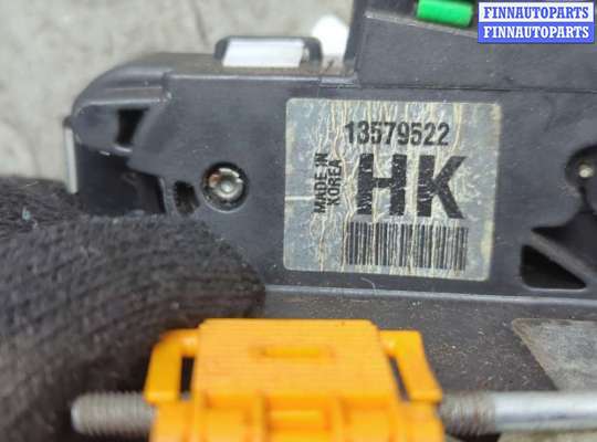 Замок боковой двери на Chevrolet Tracker III (Trax)