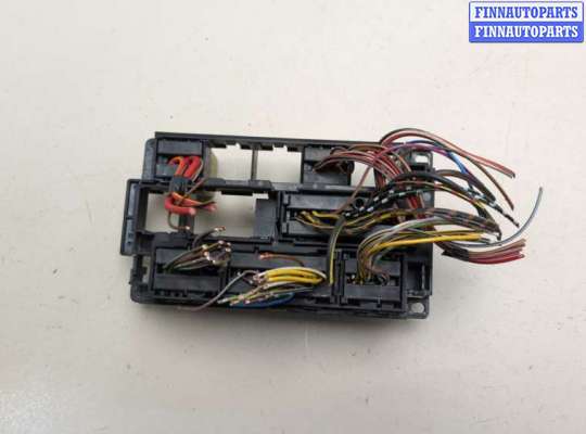 купить Блок реле на Mercedes 124 1984-1993