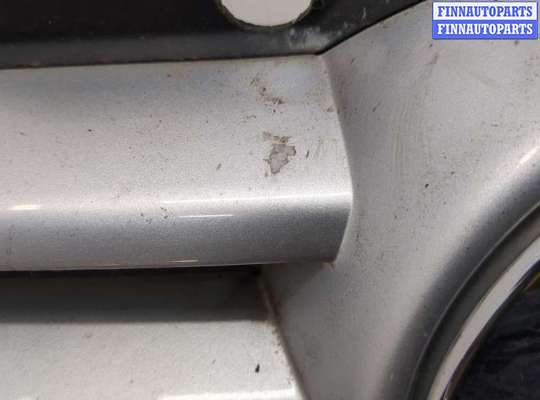 купить Решетка радиатора на Volkswagen Golf 5 2003-2009