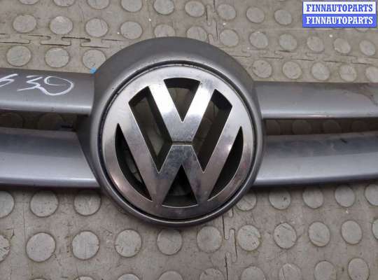 купить Решетка радиатора на Volkswagen Golf Plus