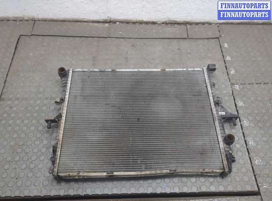 Радиатор охлаждения двигателя AU1724563 на Audi Q7 2005-2015