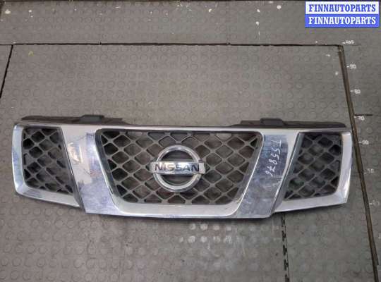 купить Решетка радиатора на Nissan Navara 2004-2015