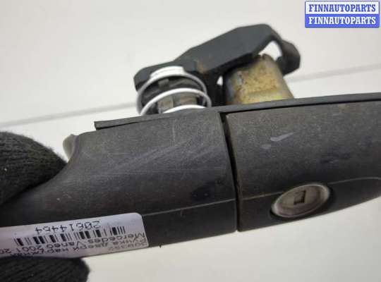 Ручка двери наружная на Mercedes-Benz Vaneo (W414)