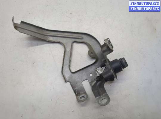 купить Кронштейн крыла на BMW 5 F10 2010-2017